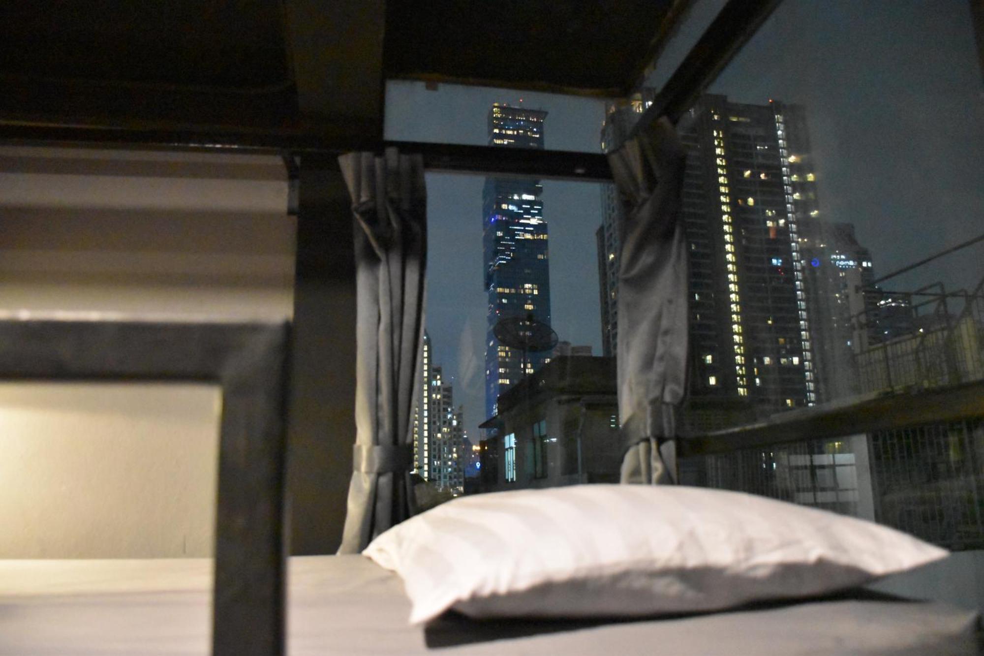 Stay At Pan Hostel Bangkok Eksteriør billede