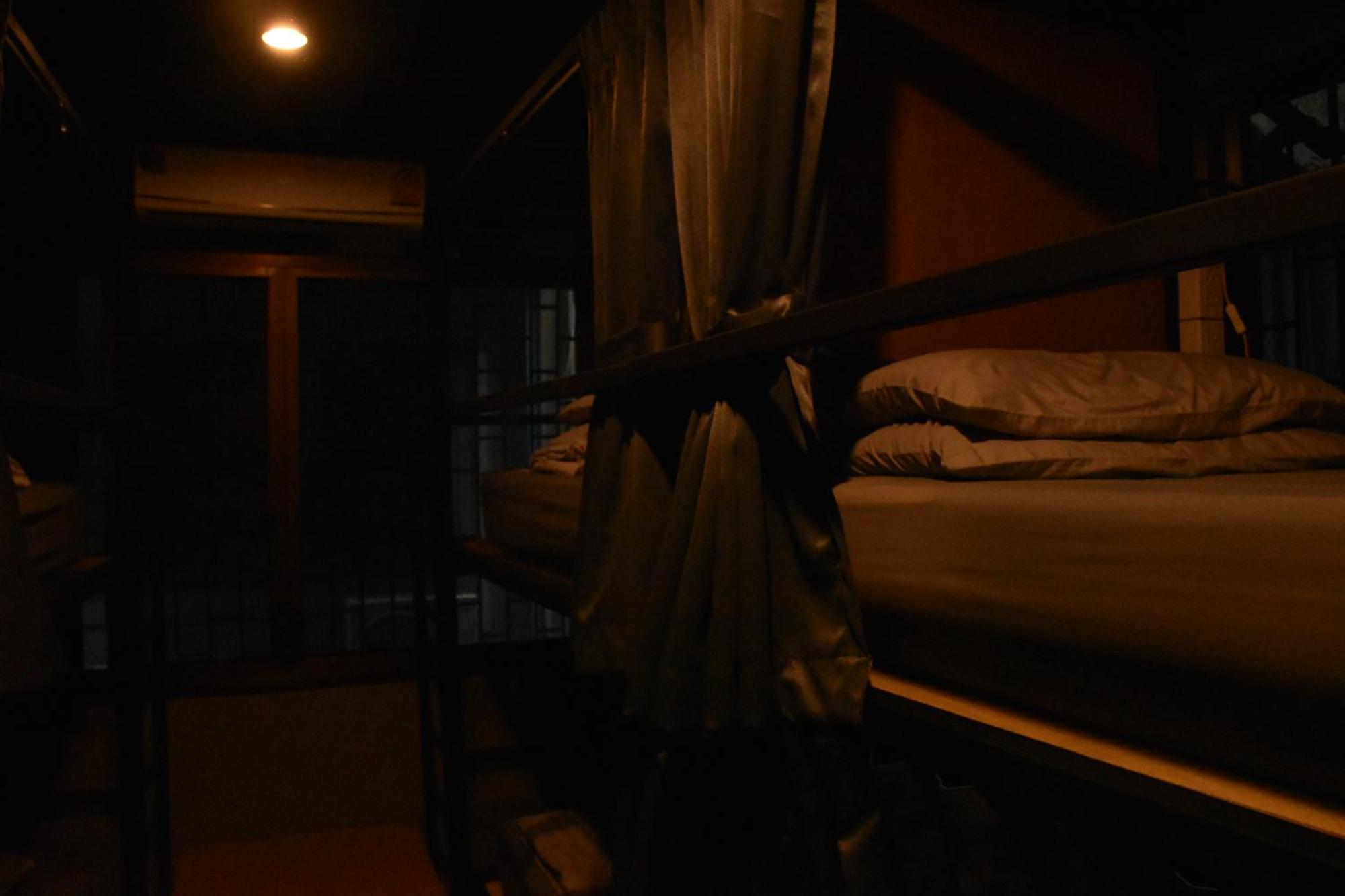 Stay At Pan Hostel Bangkok Eksteriør billede