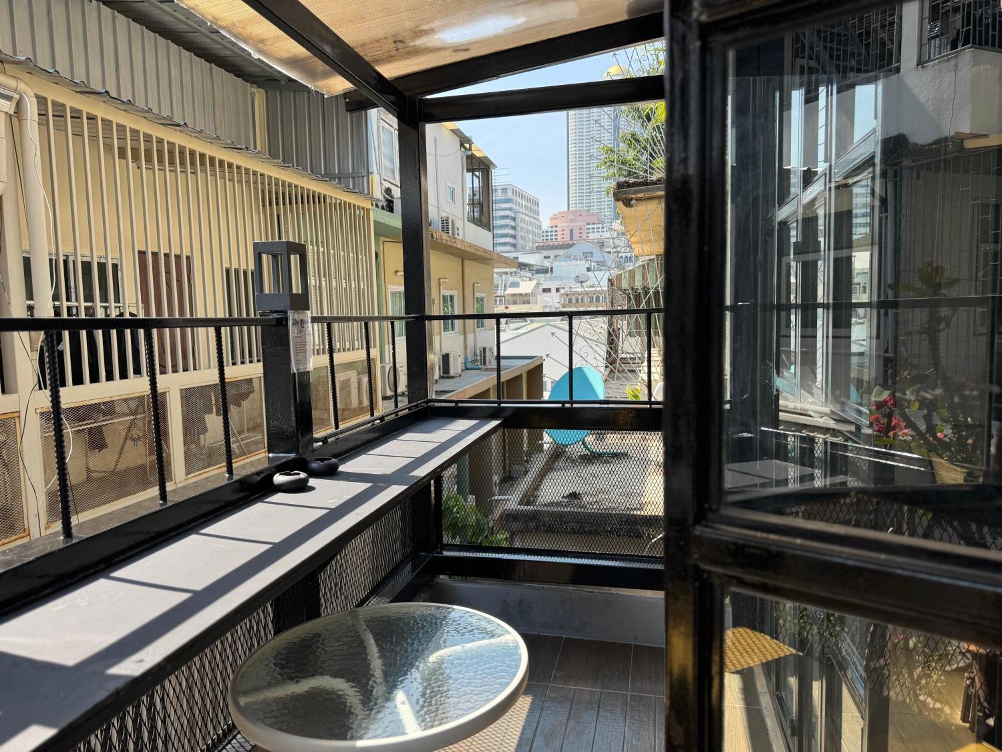 Stay At Pan Hostel Bangkok Eksteriør billede