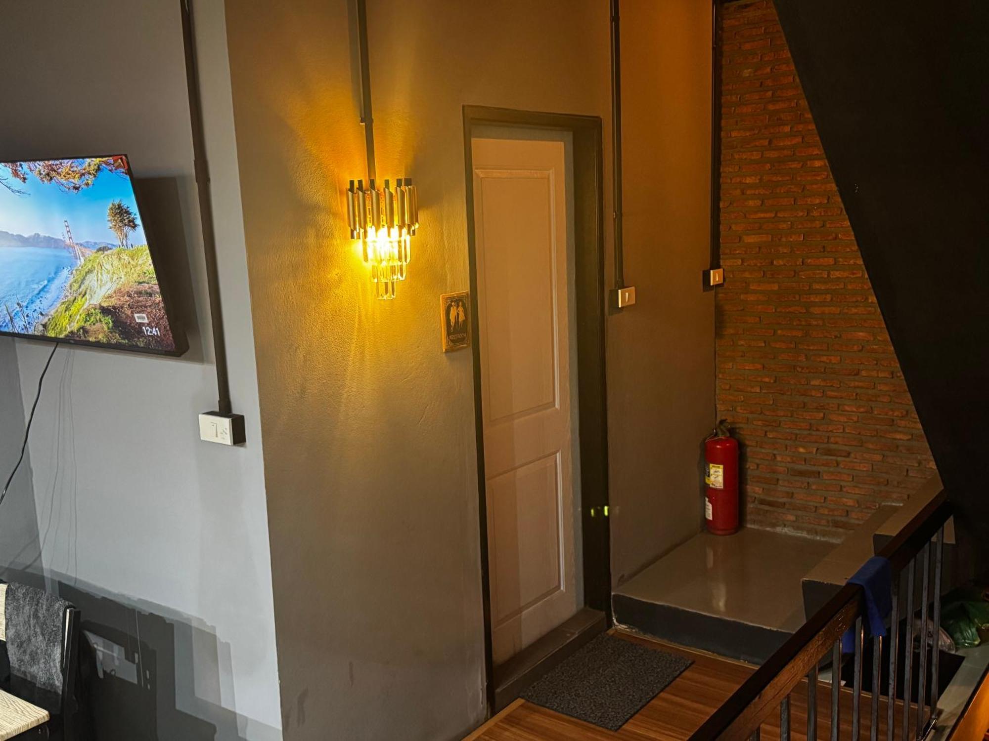 Stay At Pan Hostel Bangkok Eksteriør billede